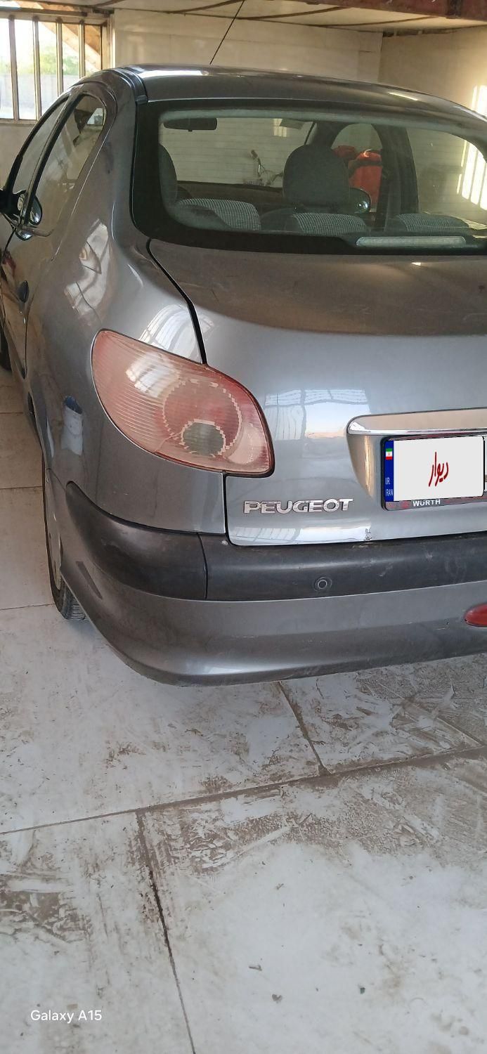پژو ۲۰۶ صندوق دار v8 - 1393