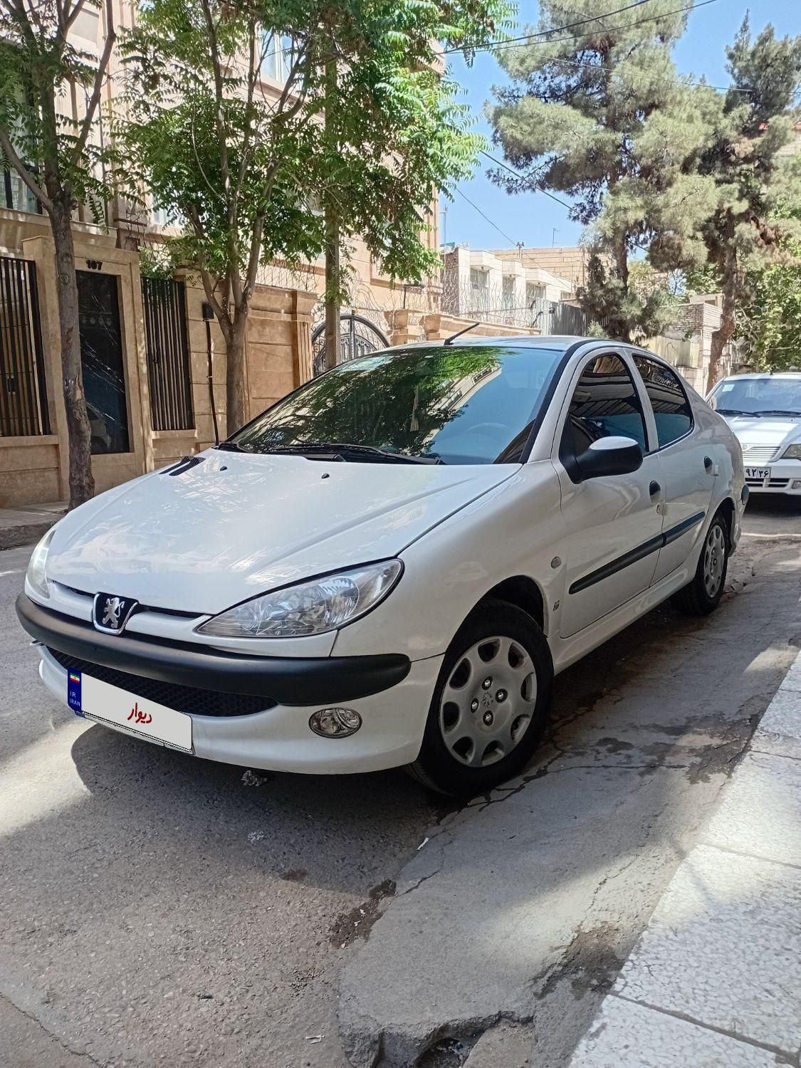 خودرو پژو، ۲۰۶ صندوق دار آگهی ann_18494753