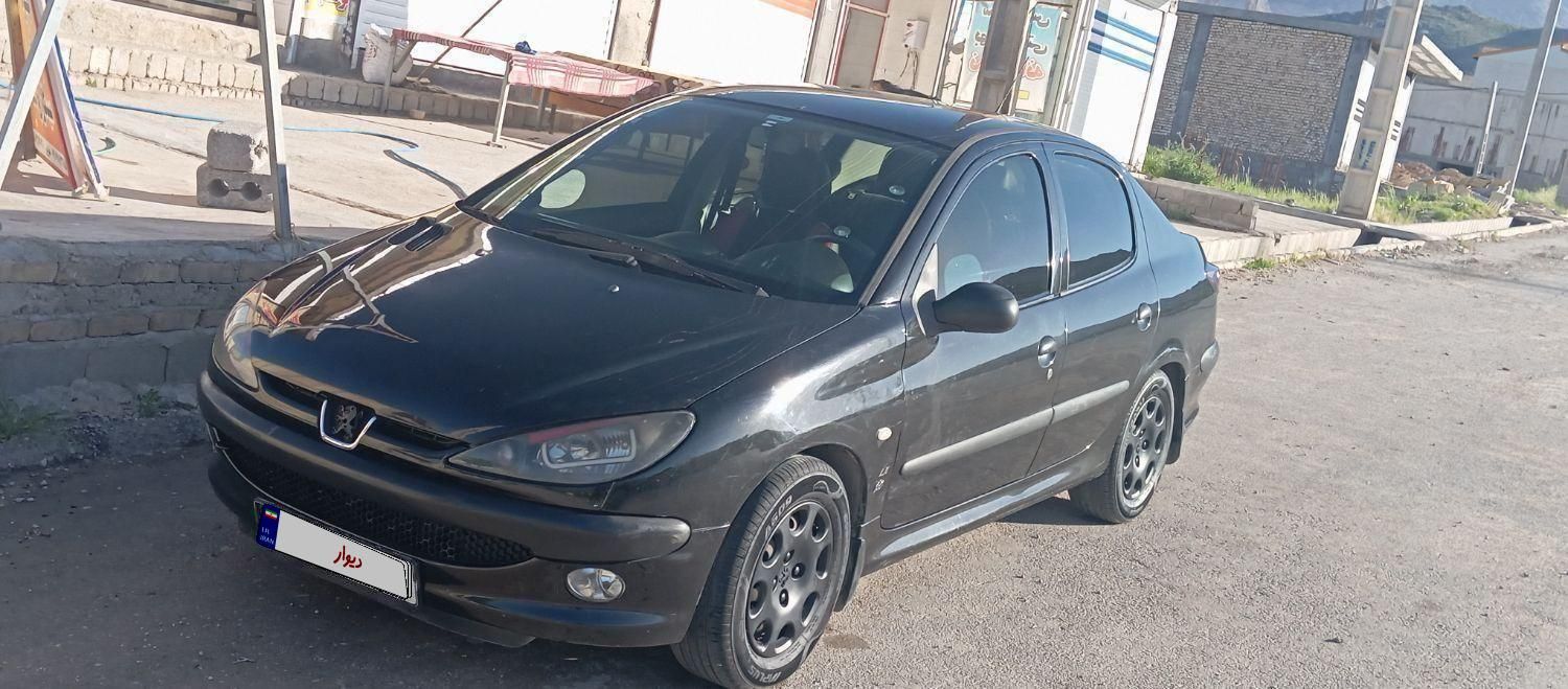 پژو ۲۰۶ صندوق دار v8 - 1395