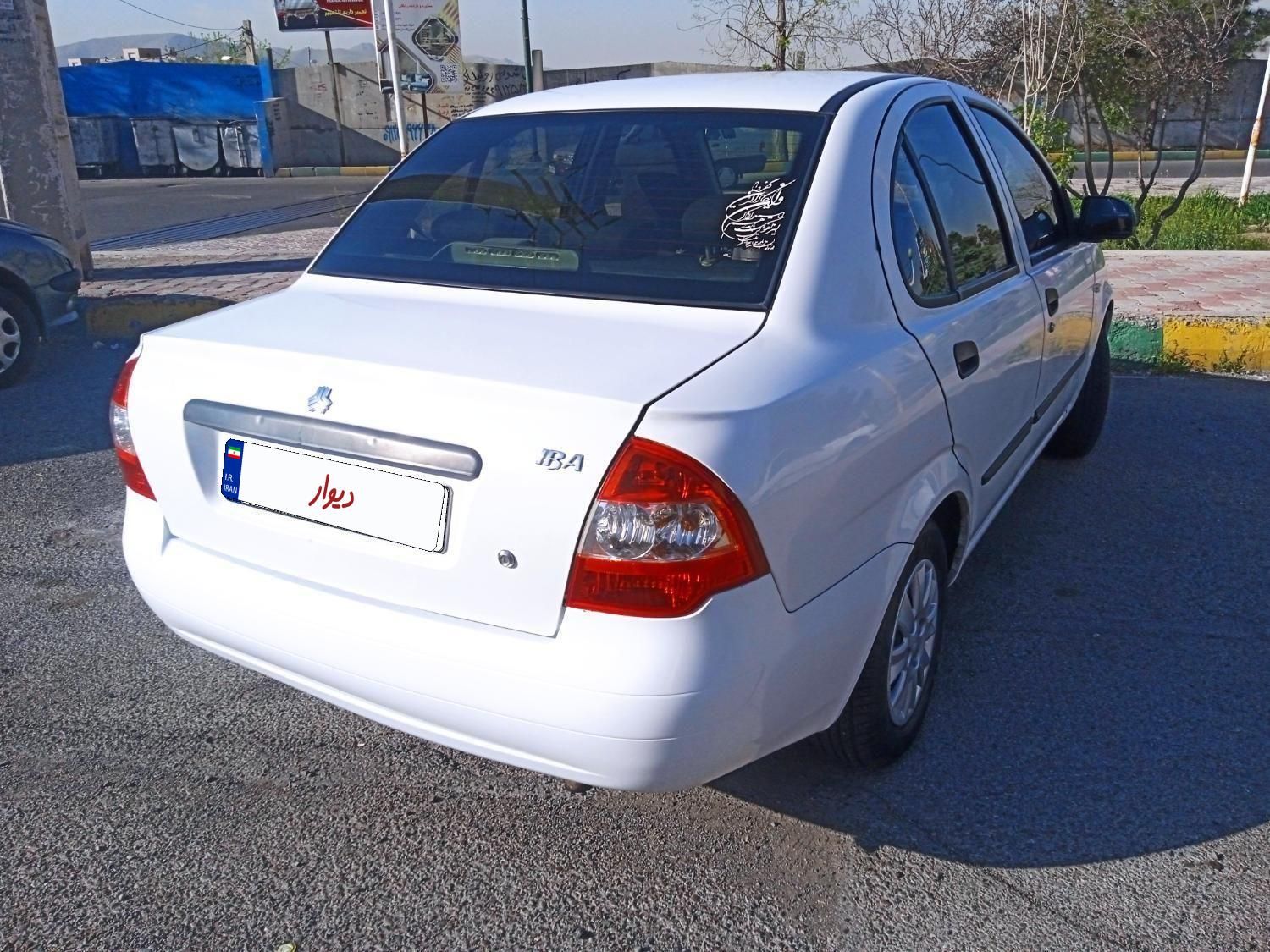 تیبا صندوق دار SX - 1401