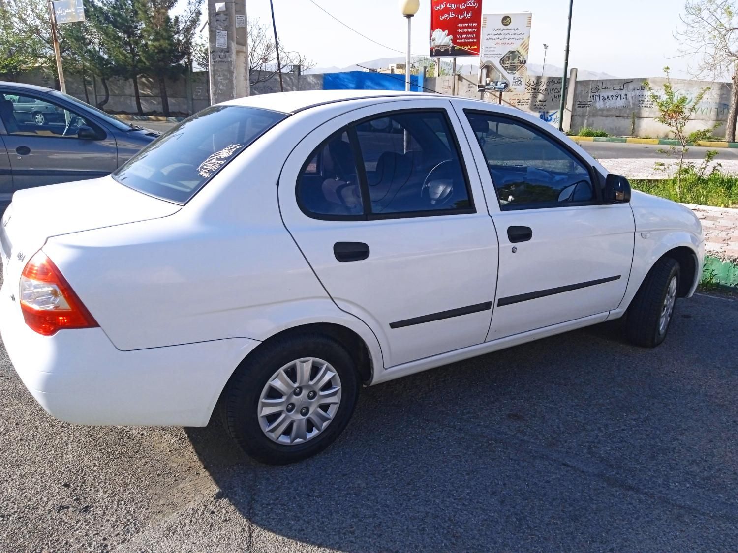 تیبا صندوق دار SX - 1401