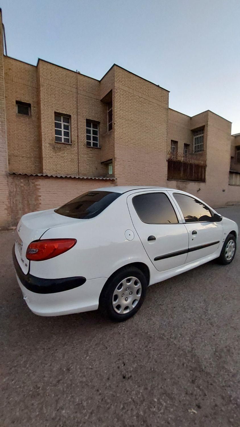 پژو ۲۰۶ صندوق دار v2 - 1387