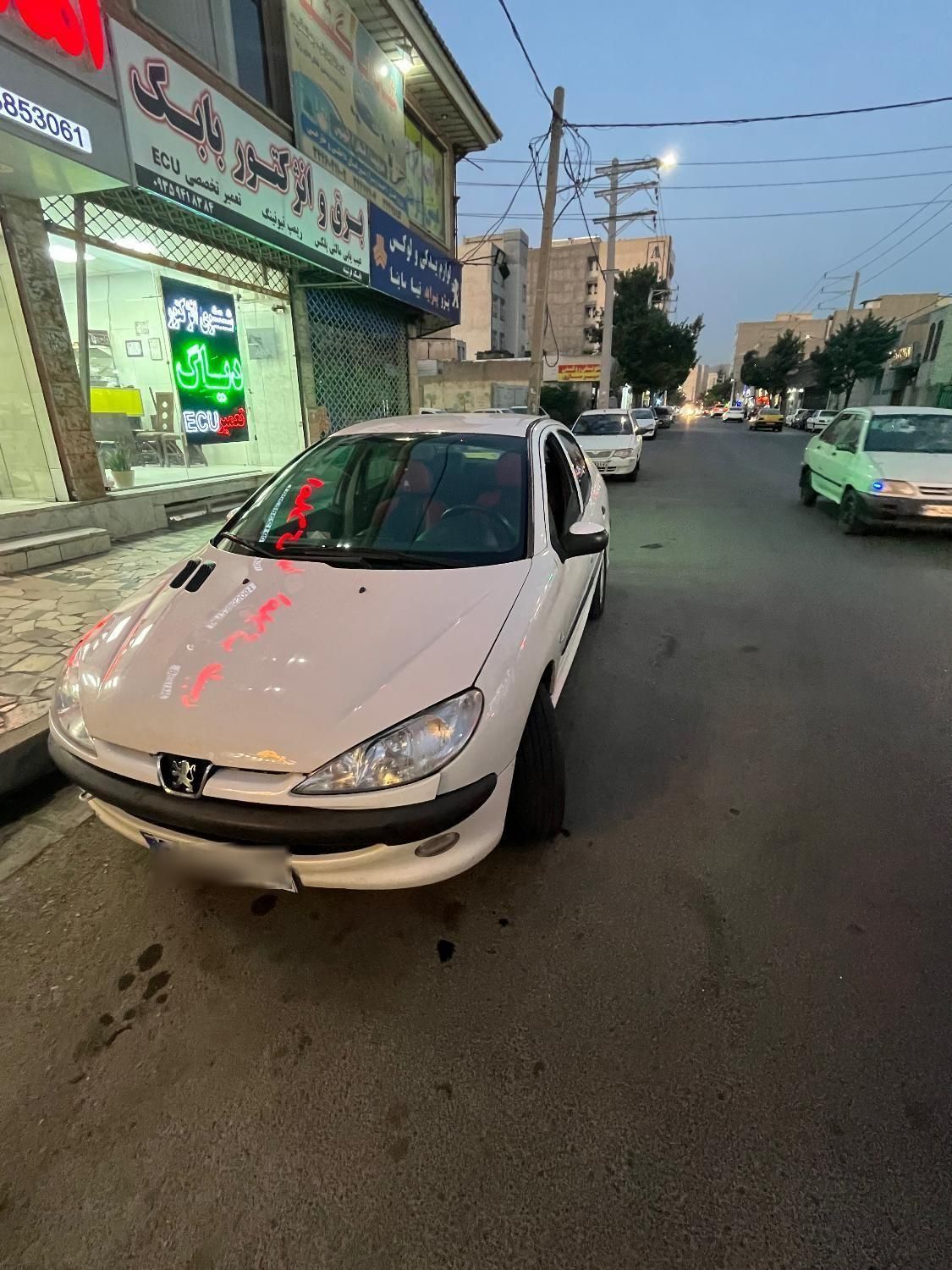 پژو ۲۰۶ صندوق دار v8 - 1387