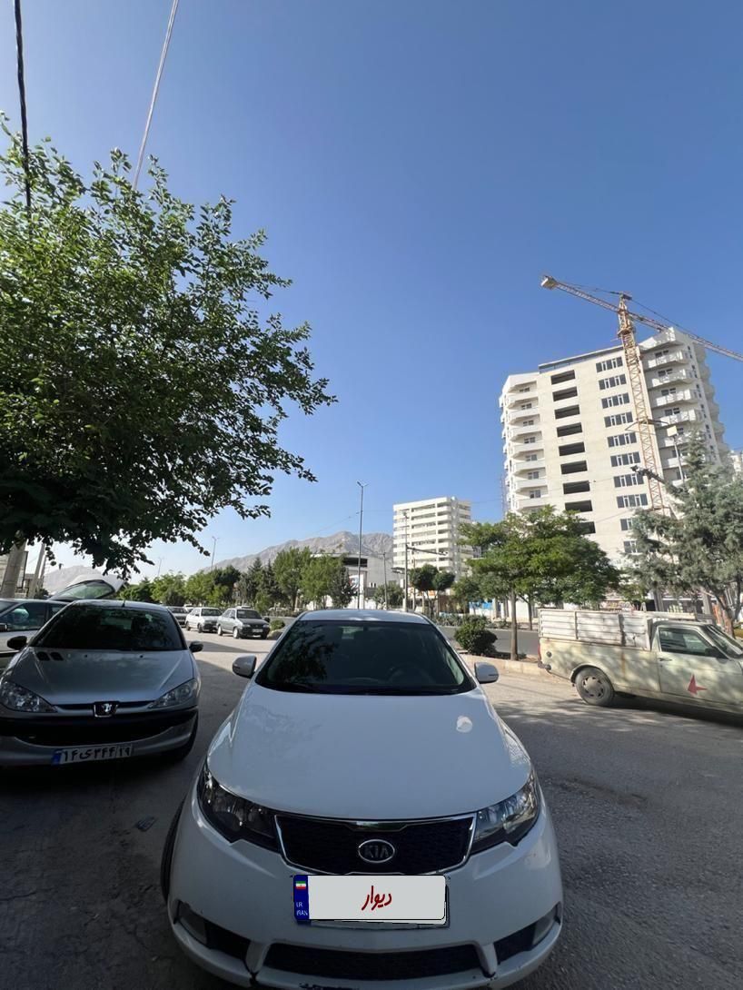 خودرو کیا، سراتو مونتاژ آگهی ann_18495218