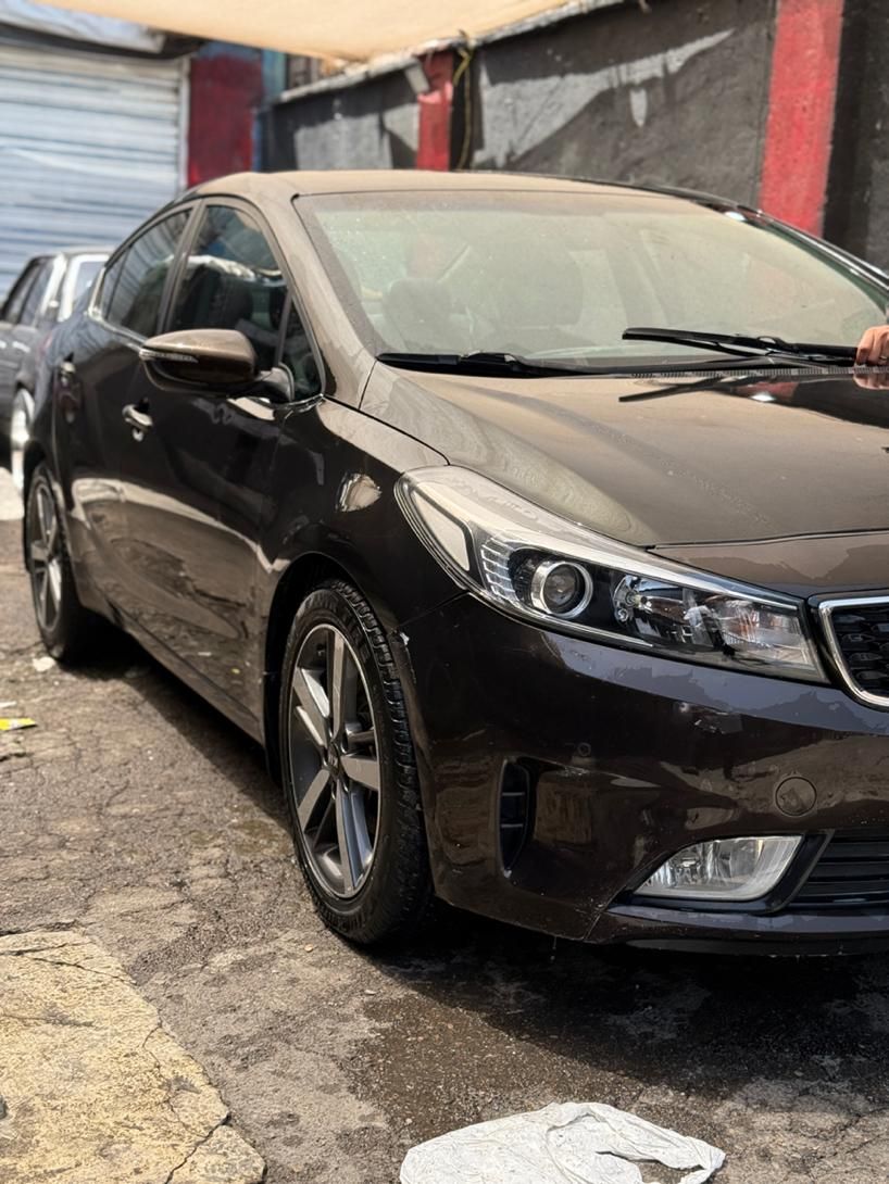 کیا سراتو 2.0 لیتر اتوماتیک GT لاین - 2017