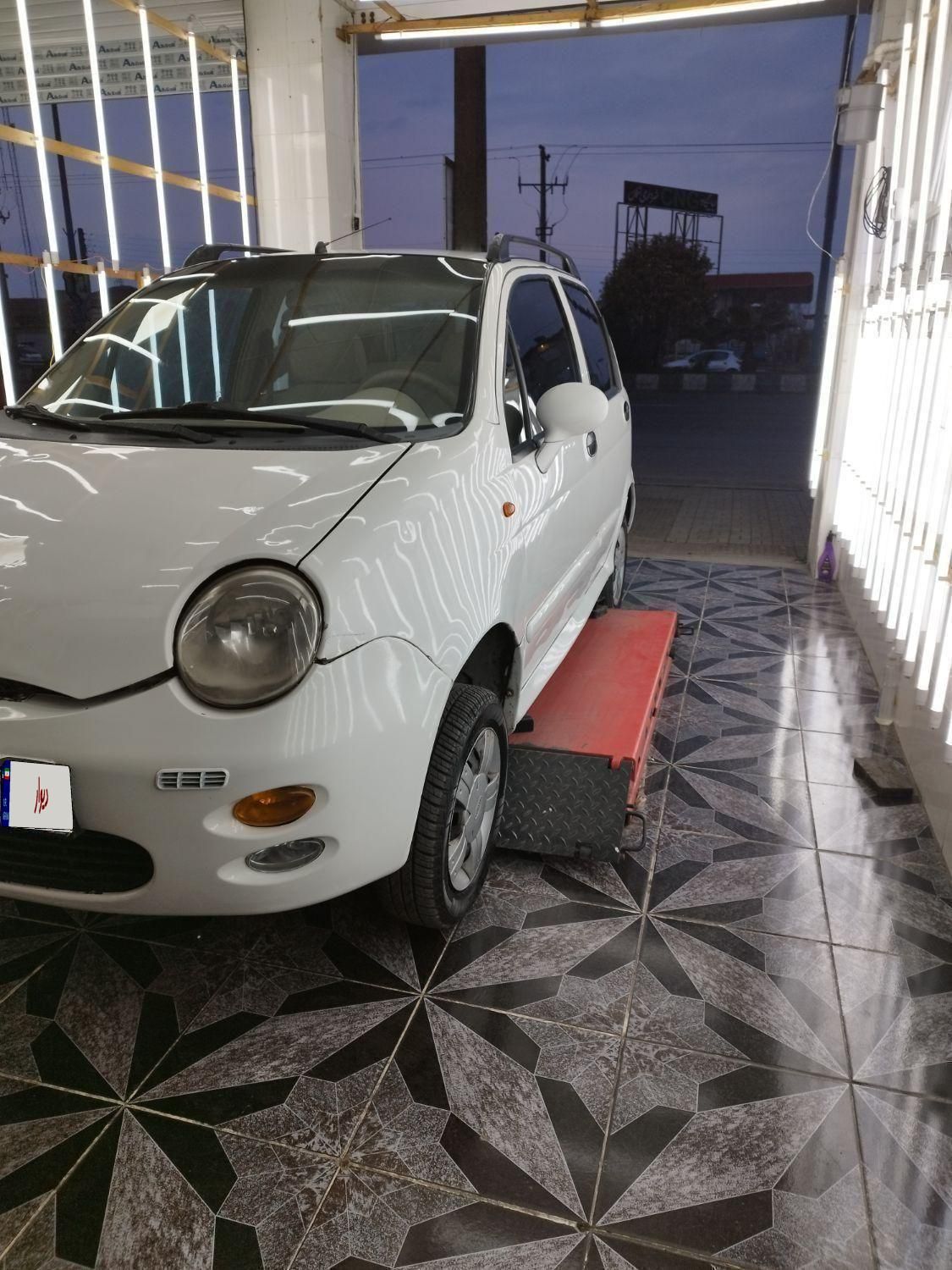 ام وی ام 110 چهار سیلندر دنده ای - 2012