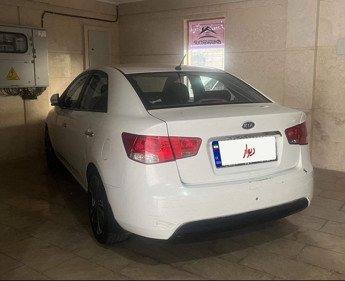 کیا سراتو 2.0 لیتر اتوماتیک GT لاین - 2016
