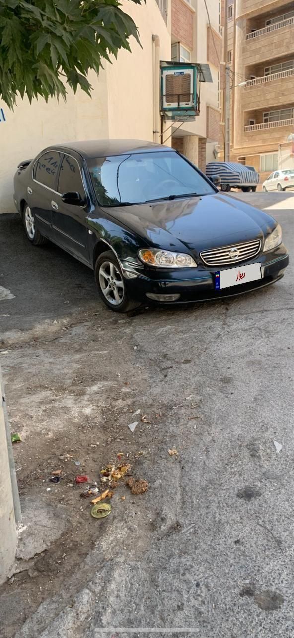 نیسان ماکسیما دنده‌ای - 2003