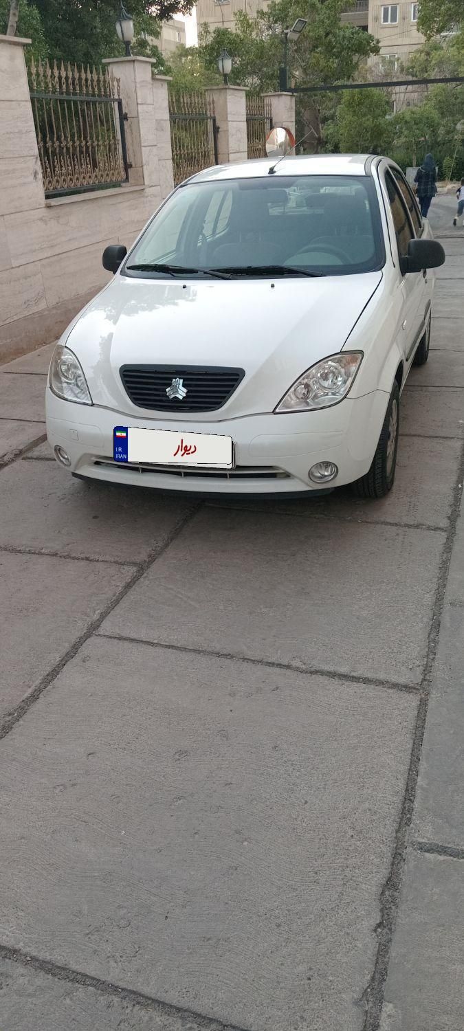 تیبا صندوق دار SX - 1400