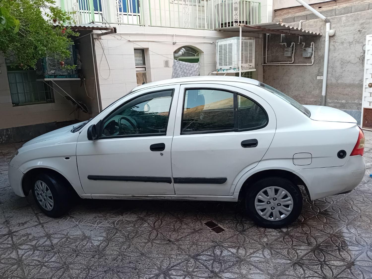 تیبا صندوق دار SX - 1394