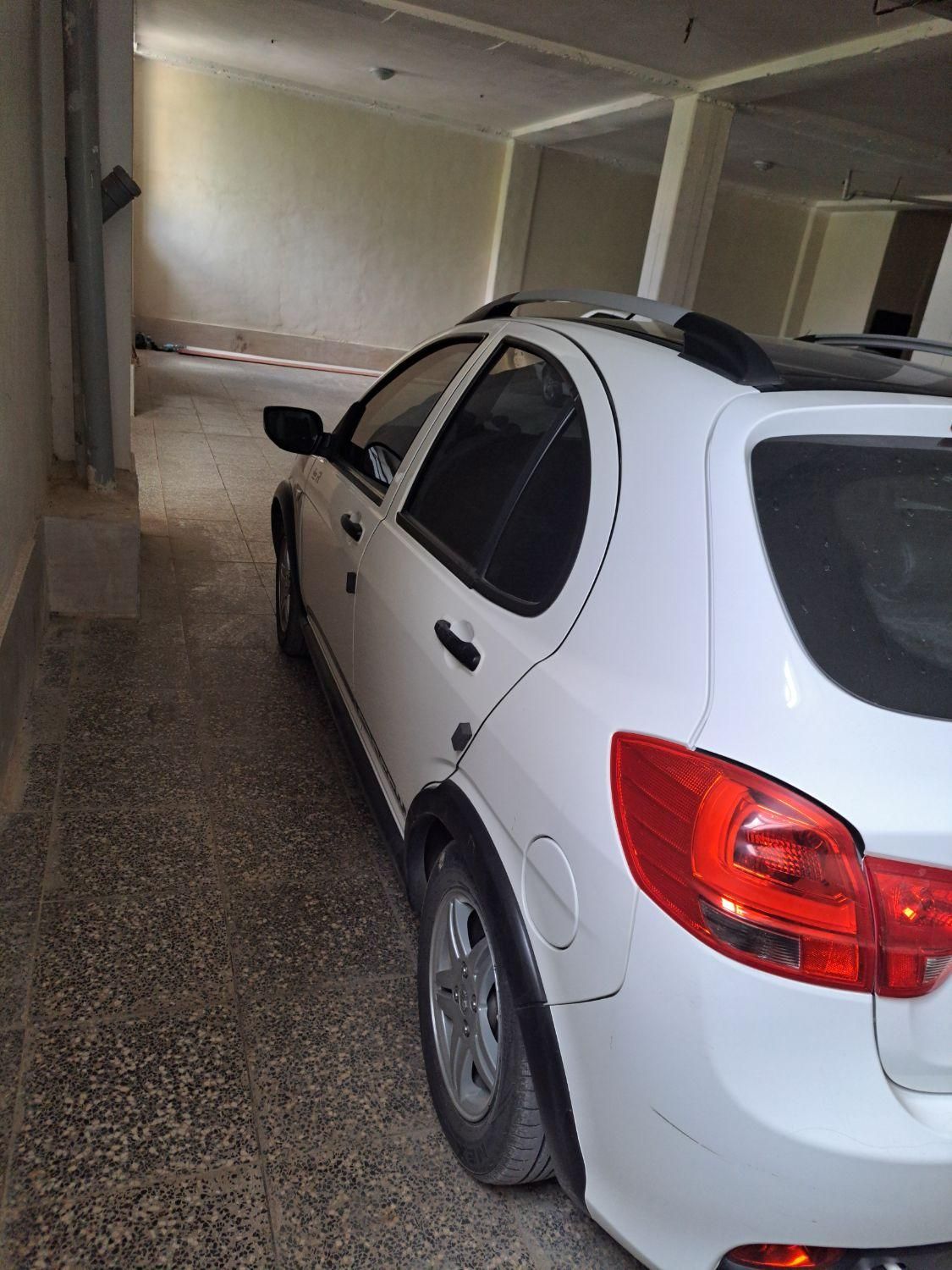 خودرو کوییک، R آگهی ann_18496775