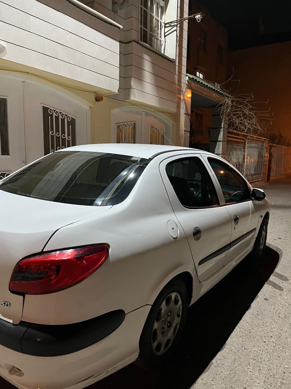 پژو ۲۰۶ صندوق دار v2 - 1391