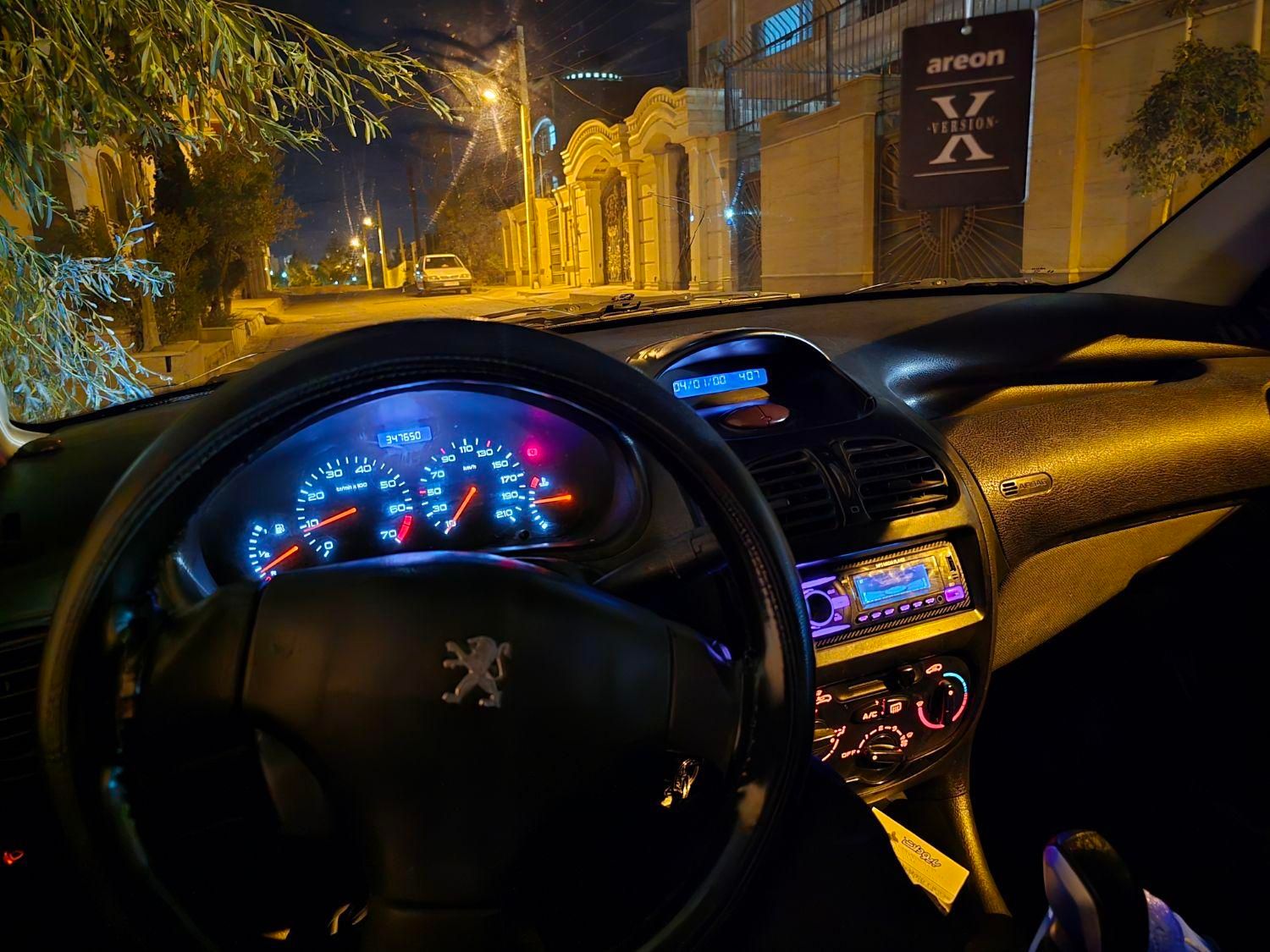 پژو ۲۰۶ صندوق دار v20 - 1389