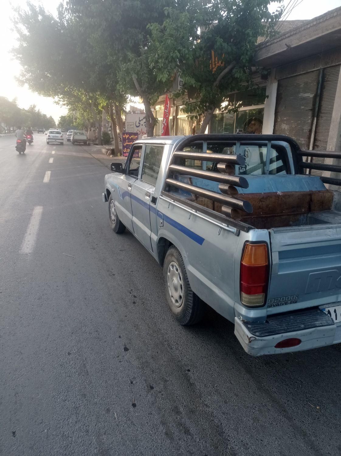 مزدا وانت دو کابین دنده‌ای - 1391