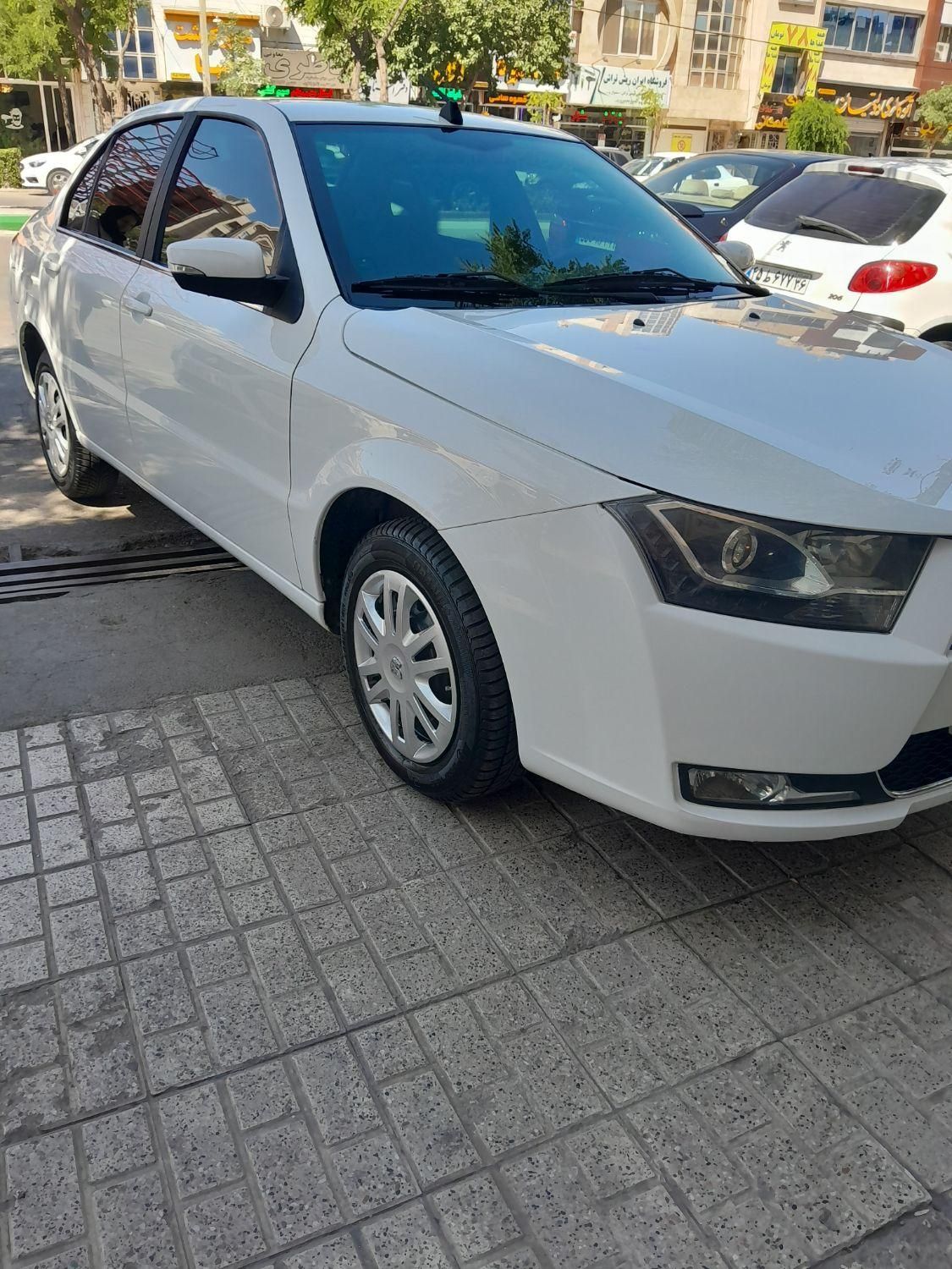 خودرو دنا، معمولی آگهی ann_18497627
