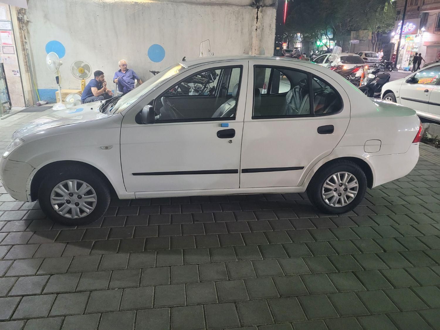 تیبا صندوق دار SX - 1397