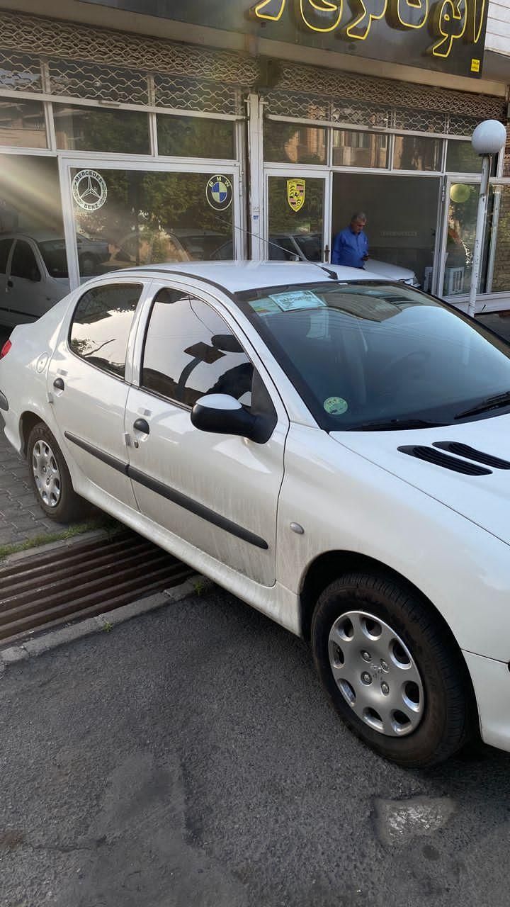 پژو ۲۰۶ صندوق دار v8 - 1394