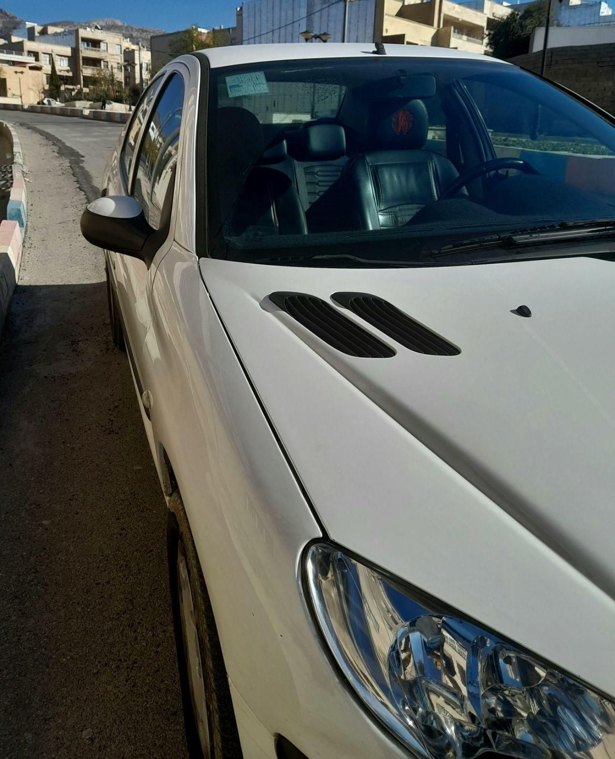پژو ۲۰۶ صندوق دار v8 - 1398