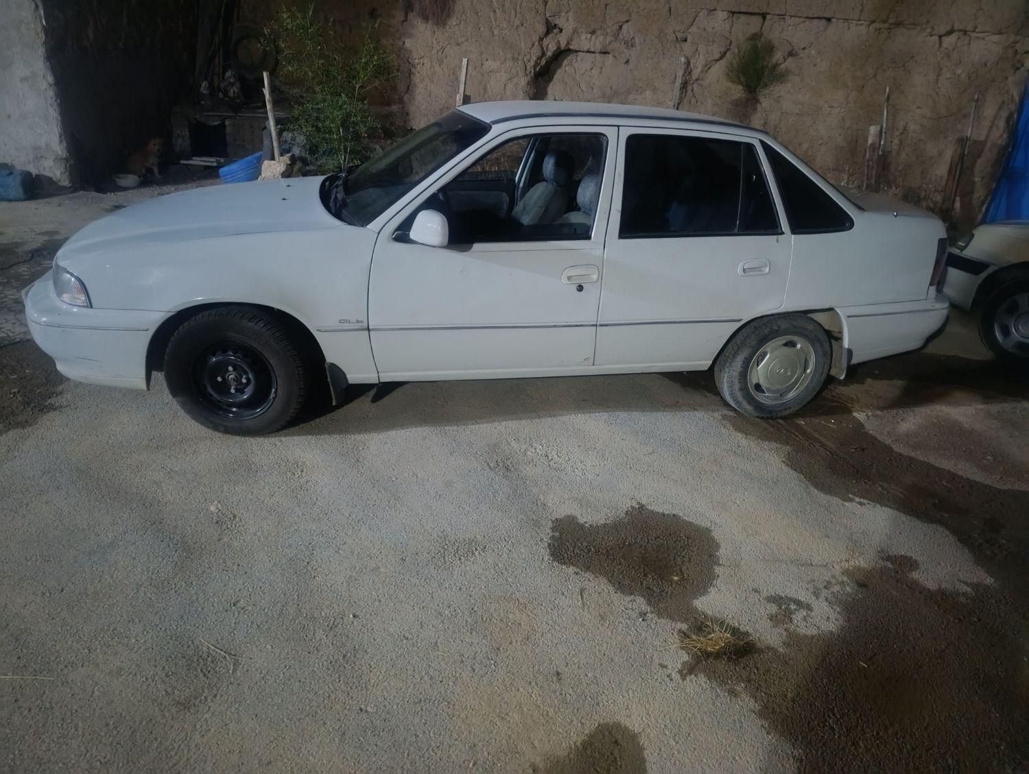 دوو سیلو سدان - 2002