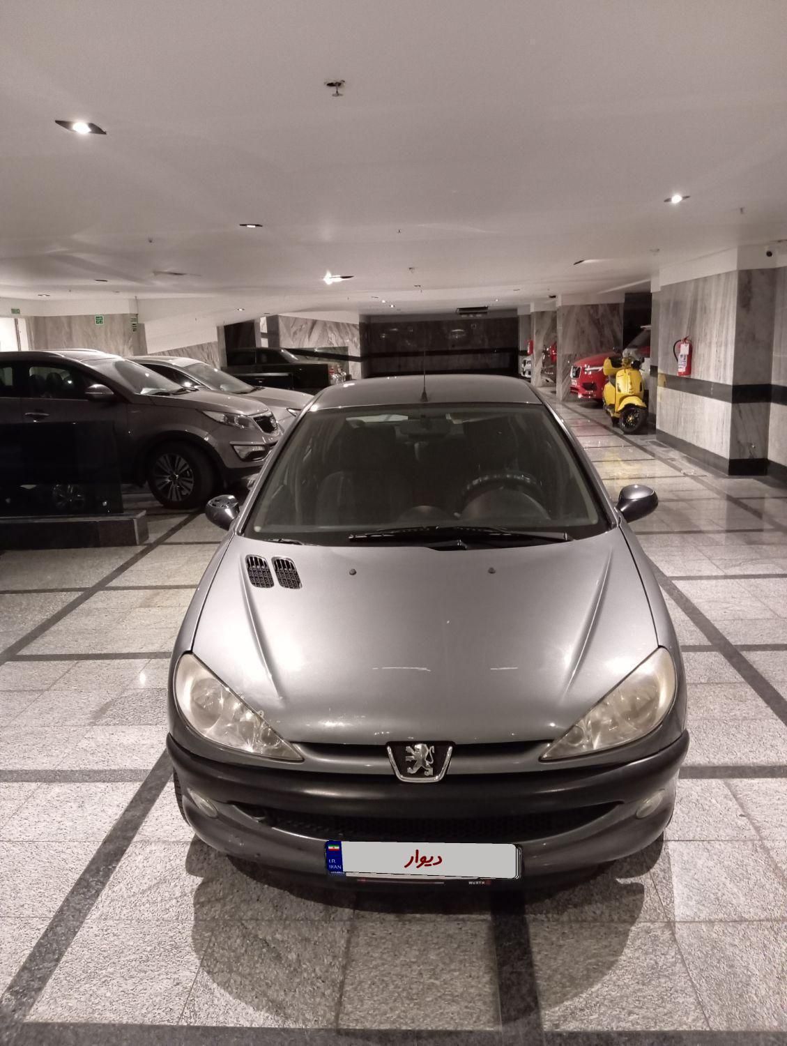 پژو ۲۰۶ صندوق دار v8 - 1390