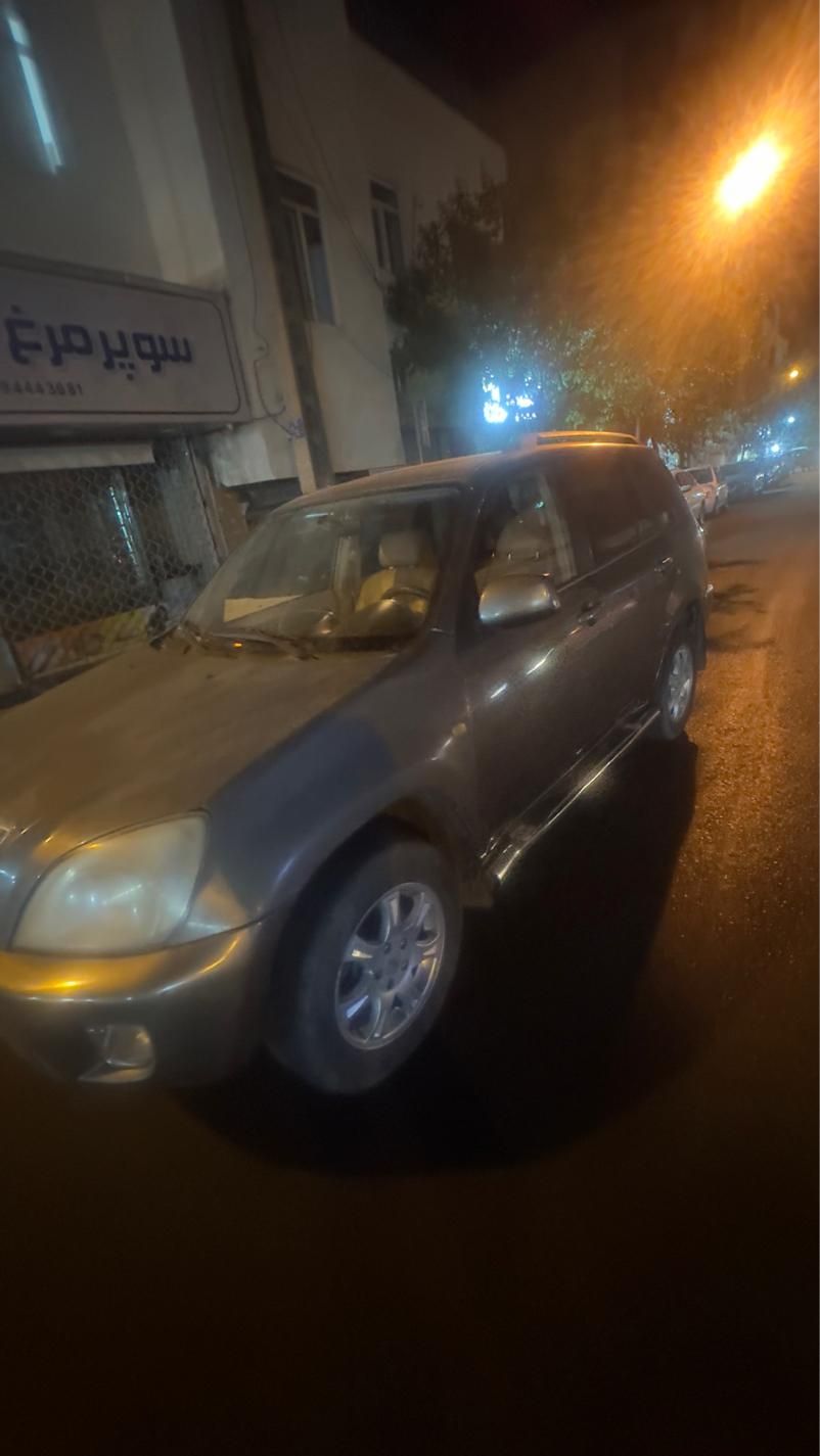 ام وی ام X33 دنده‌ای ساده - 2011