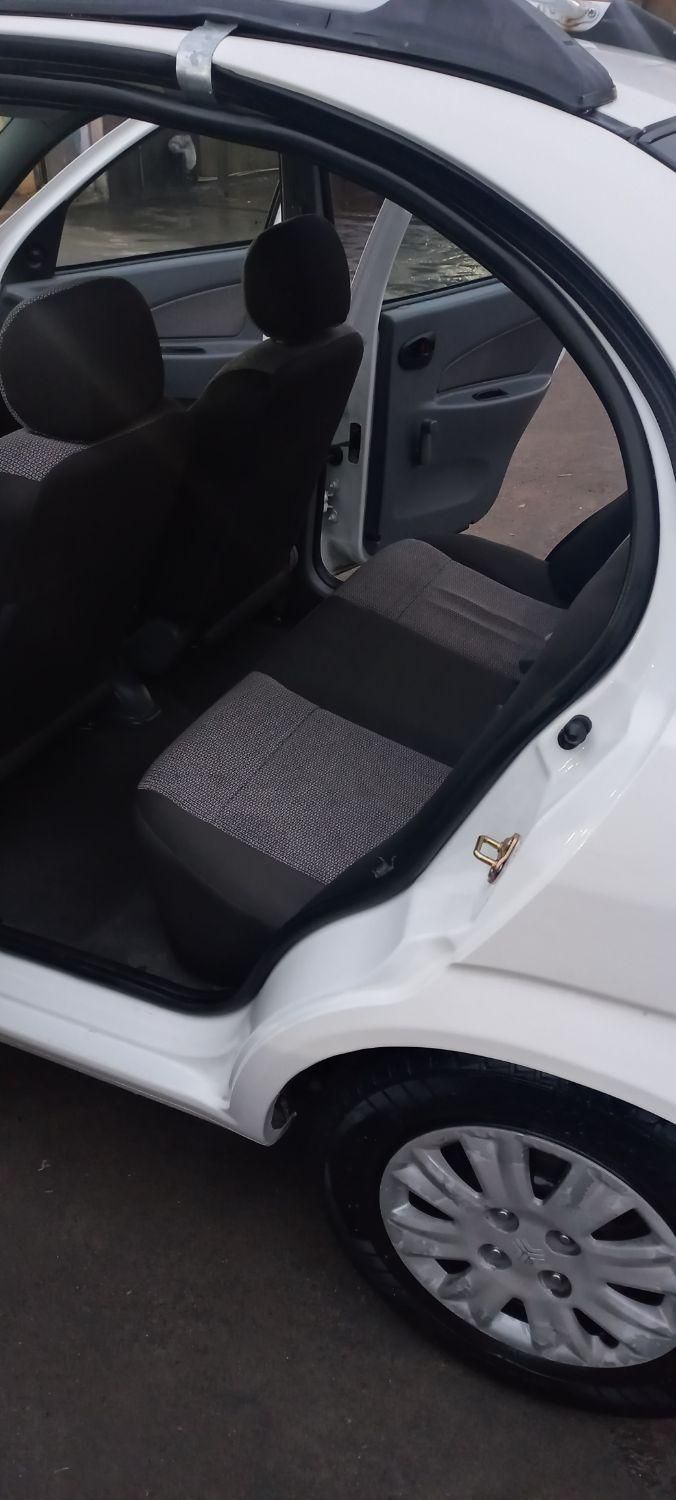 تیبا صندوق دار SX - 1401