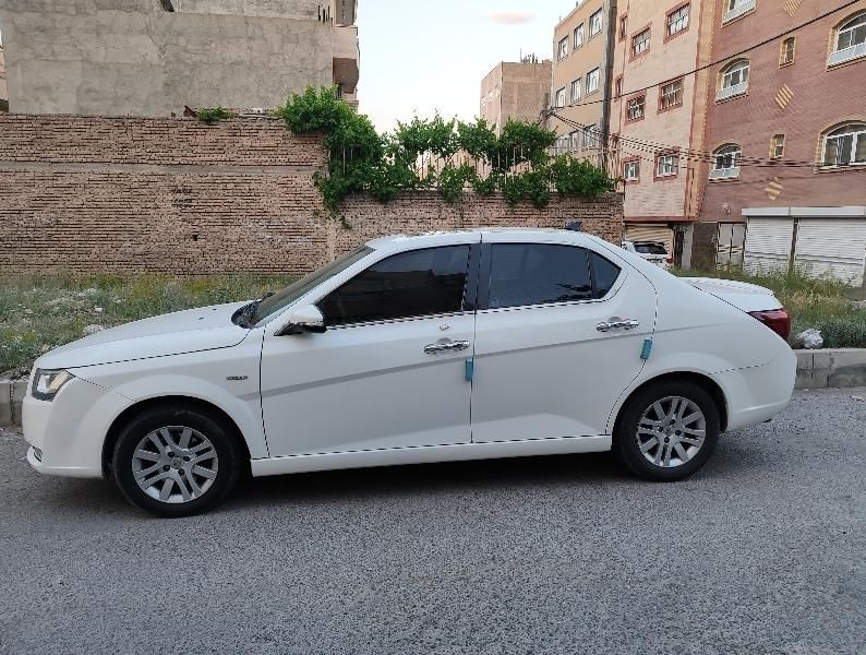 دنا پلاس تیپ ۲ سانروف ۴ ایربگ - 1397