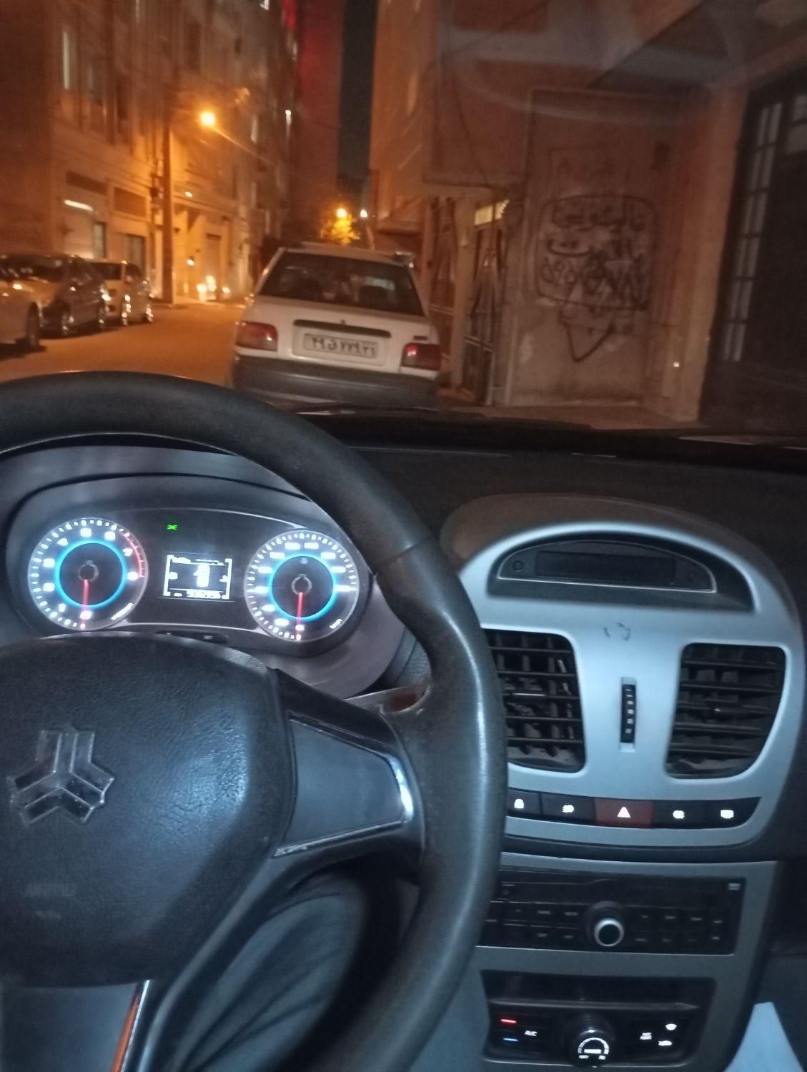 ساینا S دنده‌ای معمولی - 1399