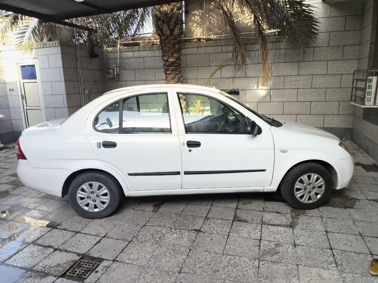 تیبا صندوق دار SX - 1400