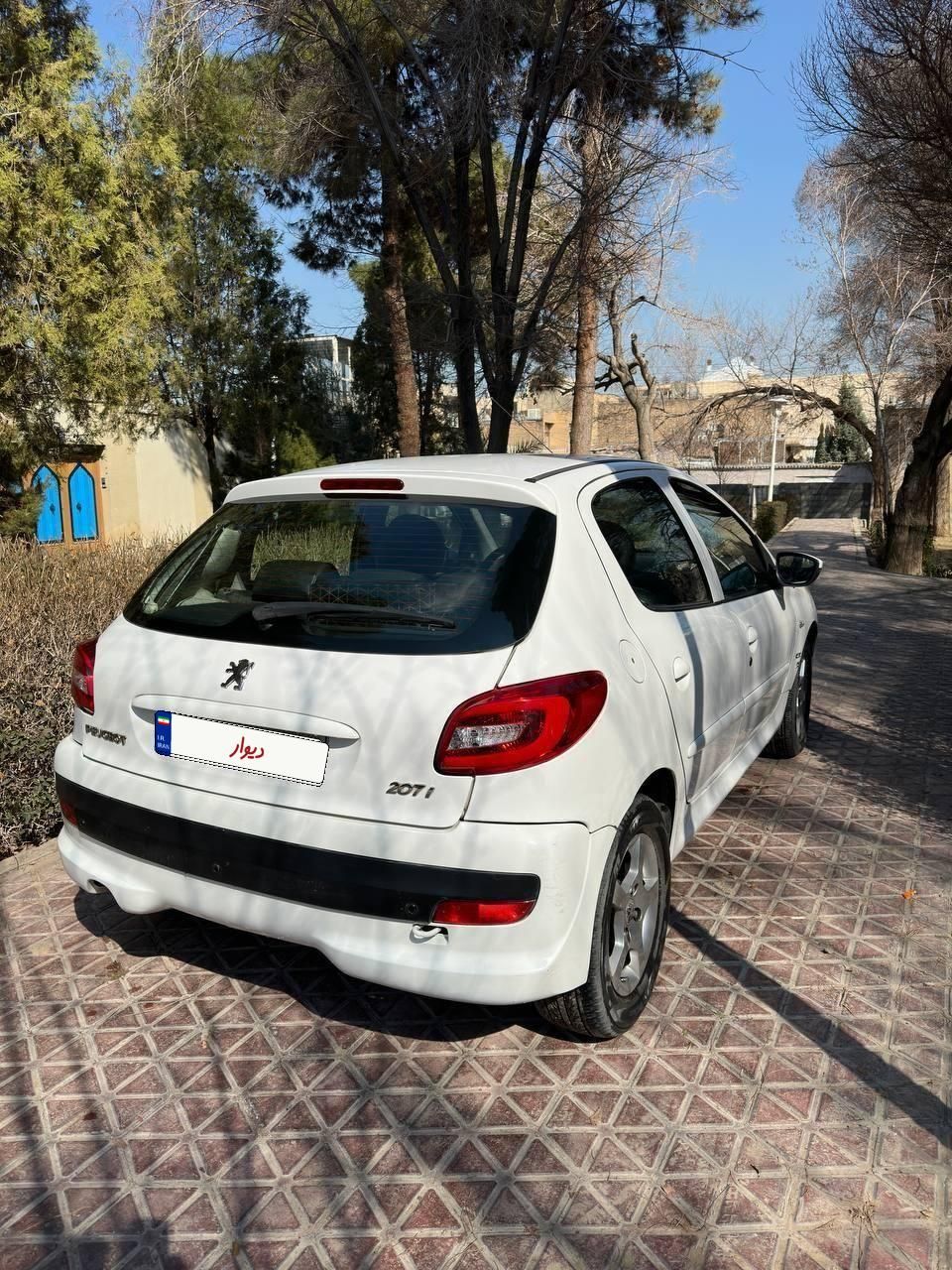 پژو 207 اتوماتیک - 1390