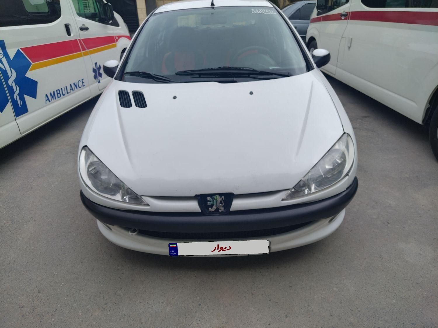 پژو ۲۰۶ صندوق دار v8 - 1393