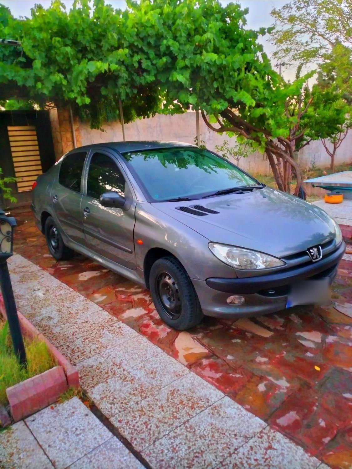 پژو ۲۰۶ صندوق دار v8 - 1393