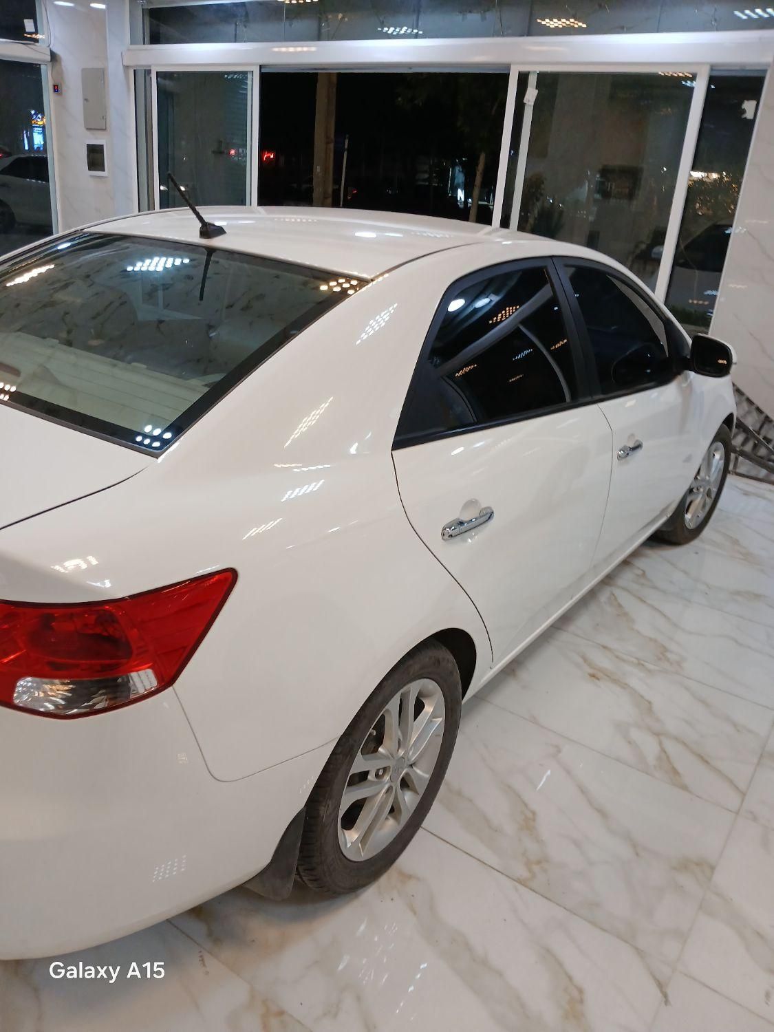 کیا سراتو 2.0 لیتر اتوماتیک GT لاین - 2016
