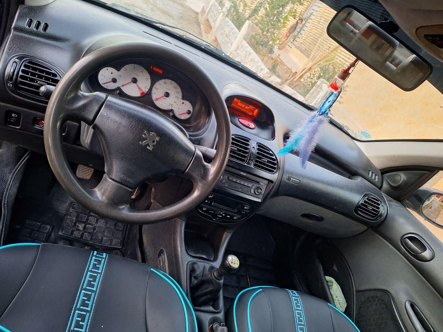 پژو ۲۰۶ صندوق دار v8 - 1395