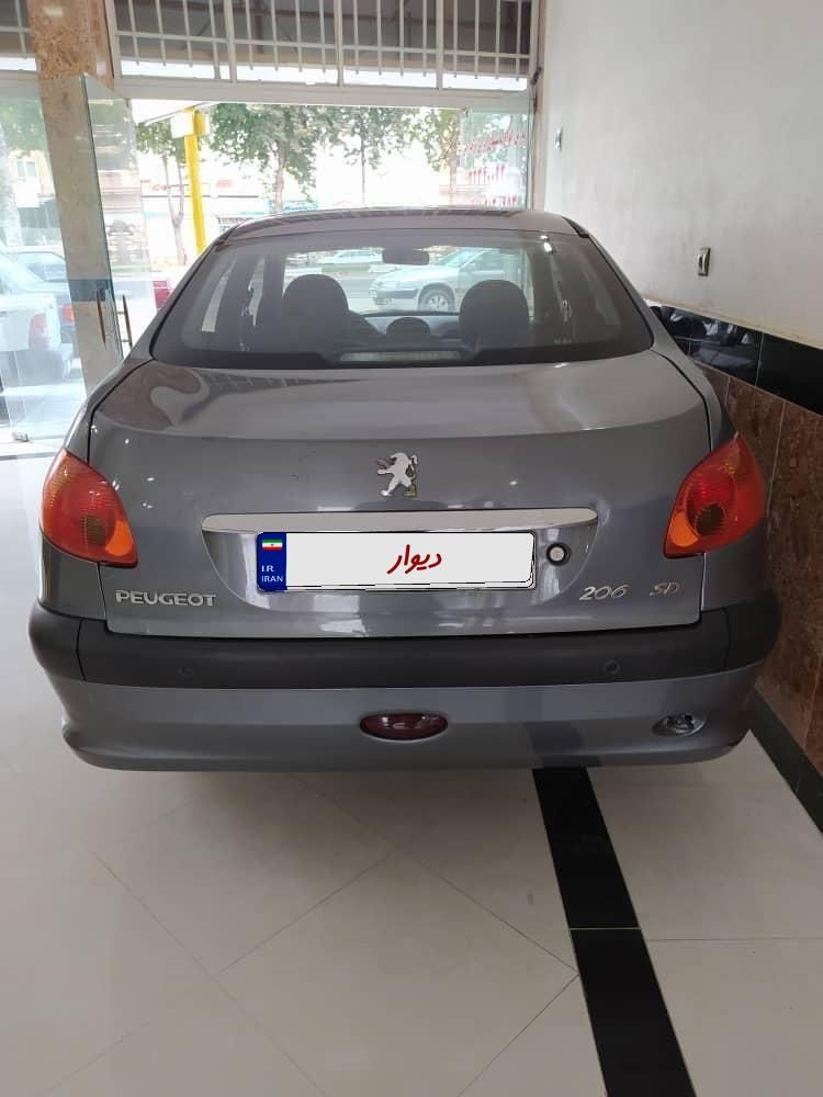 پژو ۲۰۶ صندوق دار v8 - 1393