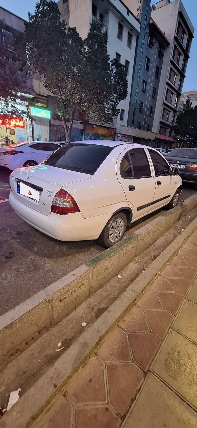 تیبا صندوق دار SX - 1392