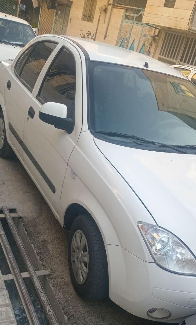 تیبا صندوق دار SX - 1393