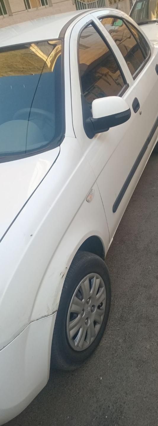 تیبا صندوق دار SX - 1393