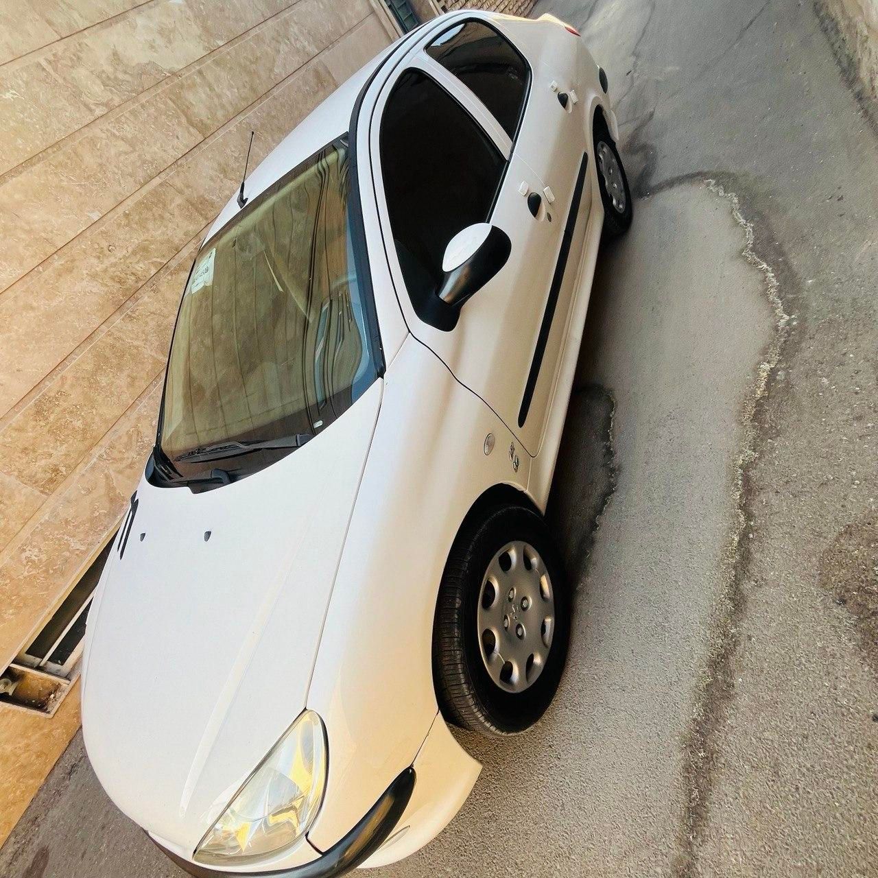 پژو ۲۰۶ صندوق دار v8 - 1395