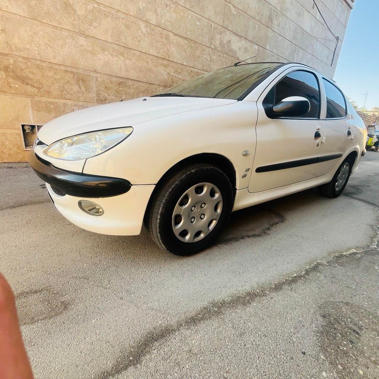 پژو ۲۰۶ صندوق دار v8 - 1395