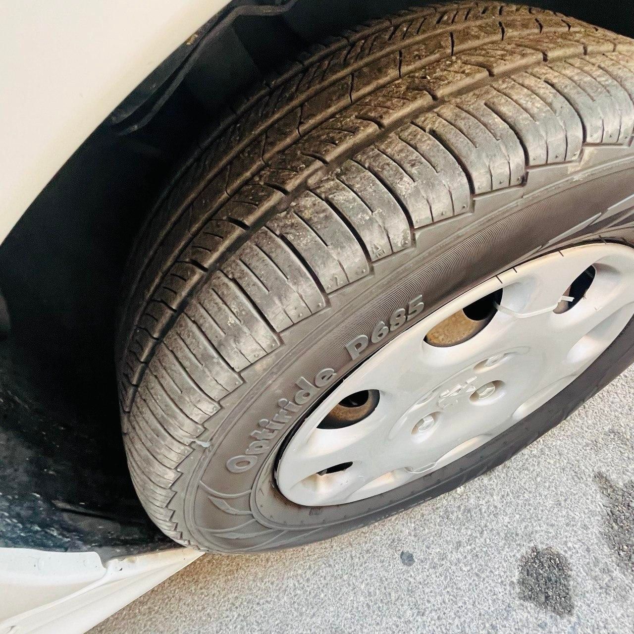 پژو ۲۰۶ صندوق دار v8 - 1395