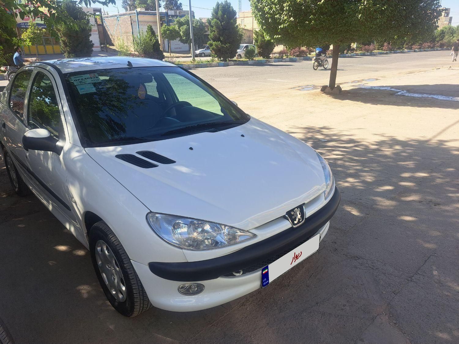 پژو ۲۰۶ صندوق دار v8 - 1388