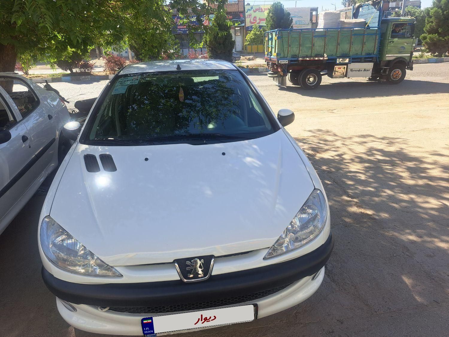 پژو ۲۰۶ صندوق دار v8 - 1388