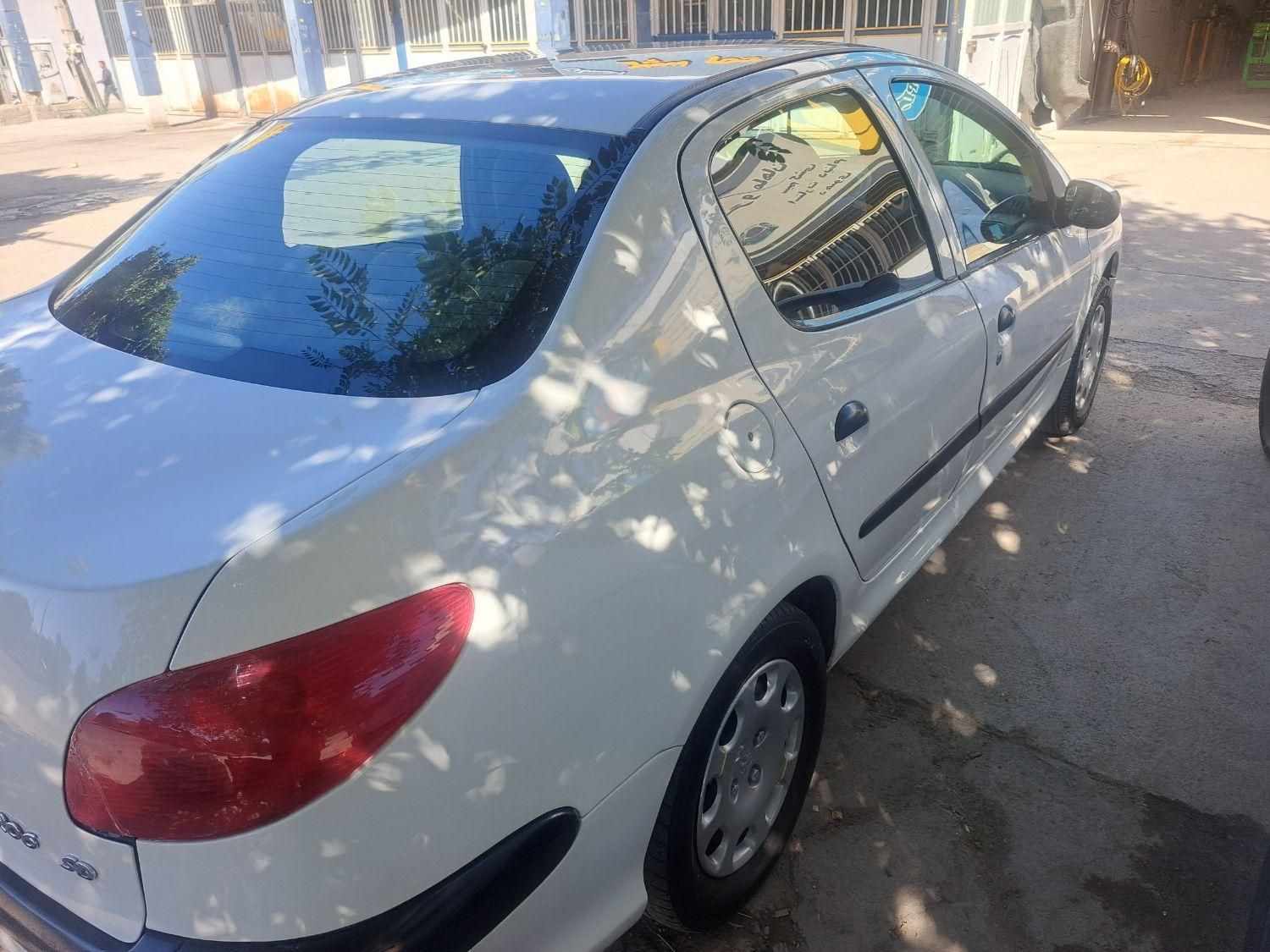 پژو ۲۰۶ صندوق دار v8 - 1388