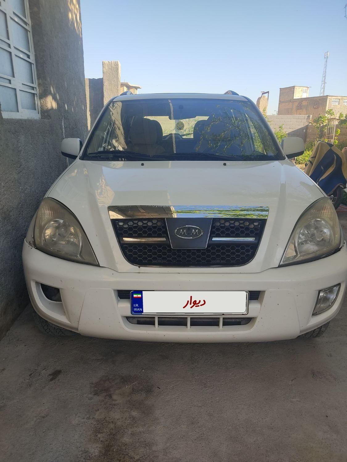ام وی ام X33 دنده‌ای ساده - 2012