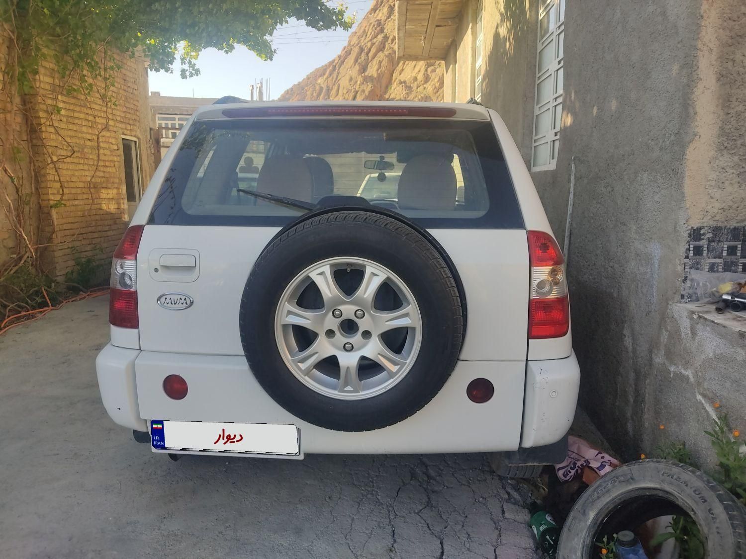خودرو ام وی ام، X33 آگهی ann_18501768