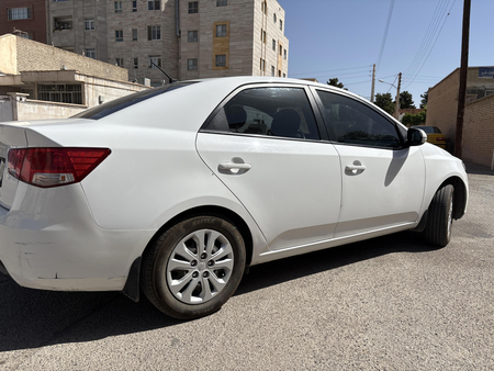 خودرو کیا، سراتو مونتاژ آگهی ann_18502317