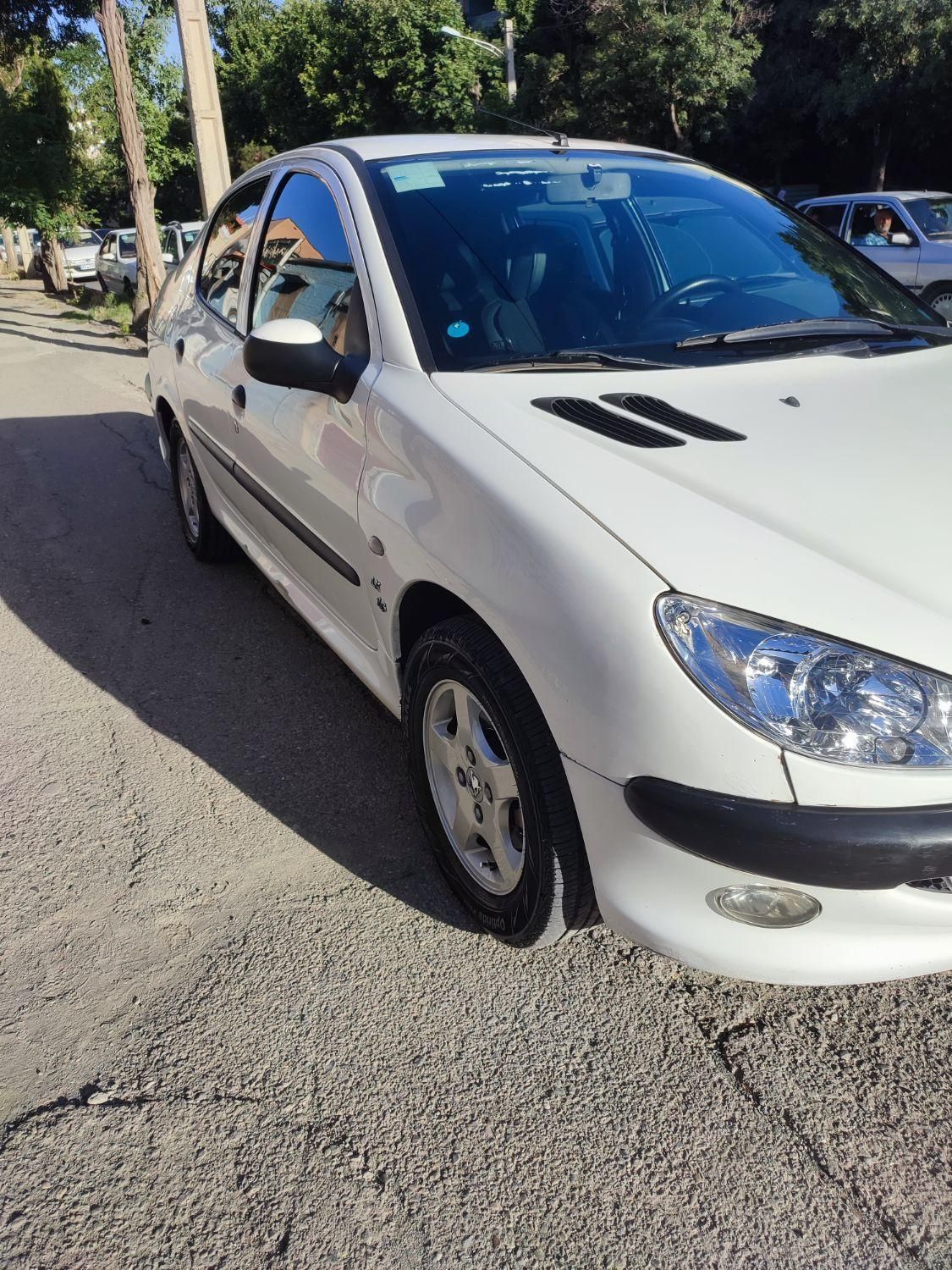 پژو ۲۰۶ صندوق دار v8 - 1397