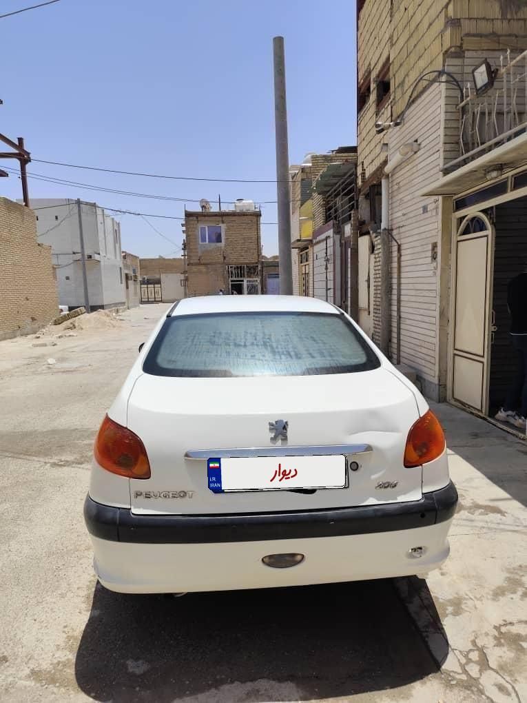 پژو ۲۰۶ صندوق دار v8 - 1389