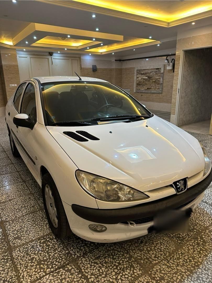 پژو ۲۰۶ صندوق دار v8 - 1396